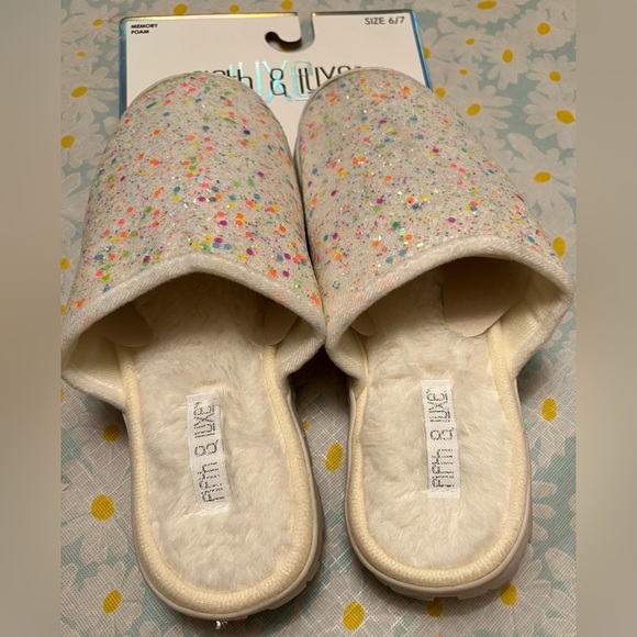 Memory Foam Slippers, Size:6/7 - Picture 2 of 6